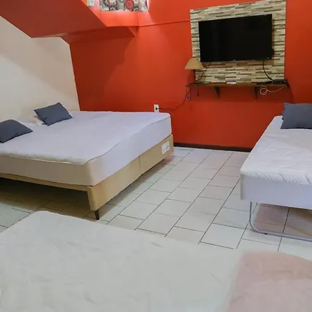 Cabanas Para Aluguel De Temporada Em Bombinhas Perto Da Praia Exterior photo